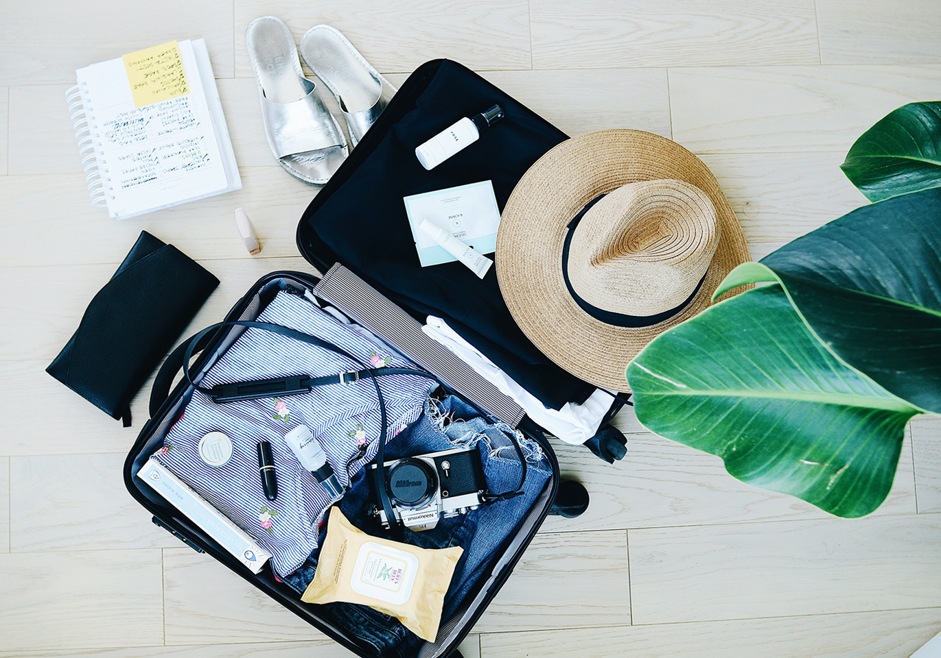 Pregătește-te de drum cu Boutique Travel - photo by STIL on Unsplash